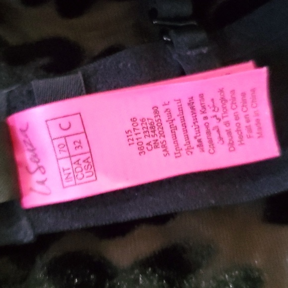 La Senza Hello Sugar 32C Push-up Bra Black & Red Floral Lace Gothic Style - Picture 6 of 10